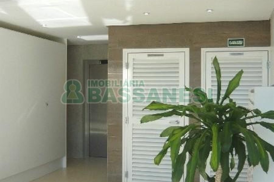 Apto Mobiliado com 109m², 3 dormitórios, 3 vagas, no bairro Rio Branco em Caxias do Sul para Comprar