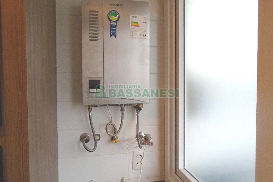 Apto Mobiliado com 109m², 3 dormitórios, 3 vagas, no bairro Rio Branco em Caxias do Sul para Comprar