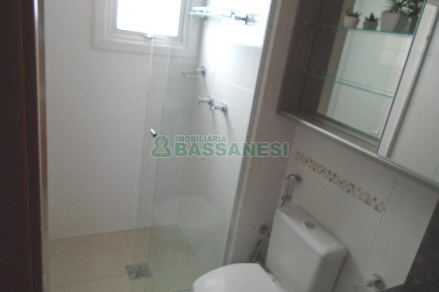 Apto Mobiliado com 109m², 3 dormitórios, 3 vagas, no bairro Rio Branco em Caxias do Sul para Comprar