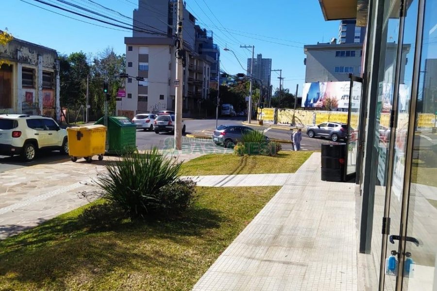 Loja com 149m², no bairro Rio Branco em Caxias do Sul para Alugar