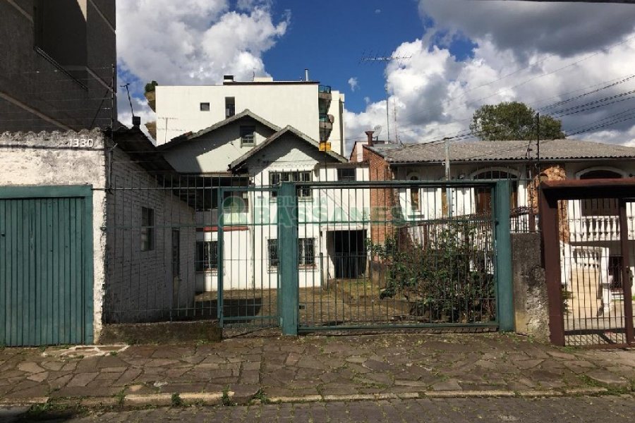 Casa com 170m², 3 dormitórios, 1 vaga, no bairro Cristo Redentor em Caxias do Sul para Comprar