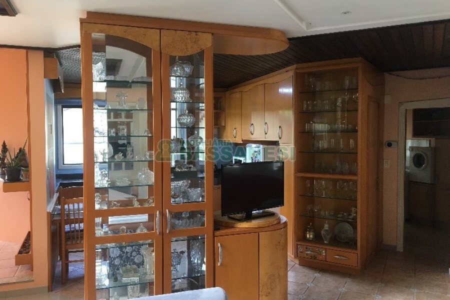Casa com 315m², 3 dormitórios, 1 vaga, no bairro Centro em São Marcos para Comprar