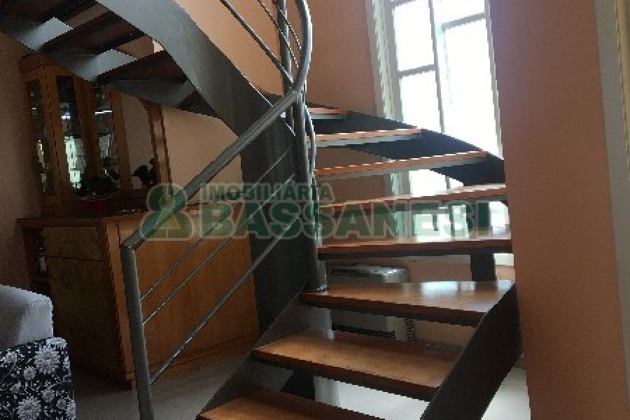 Casa com 315m², 3 dormitórios, 1 vaga, no bairro Centro em São Marcos para Comprar