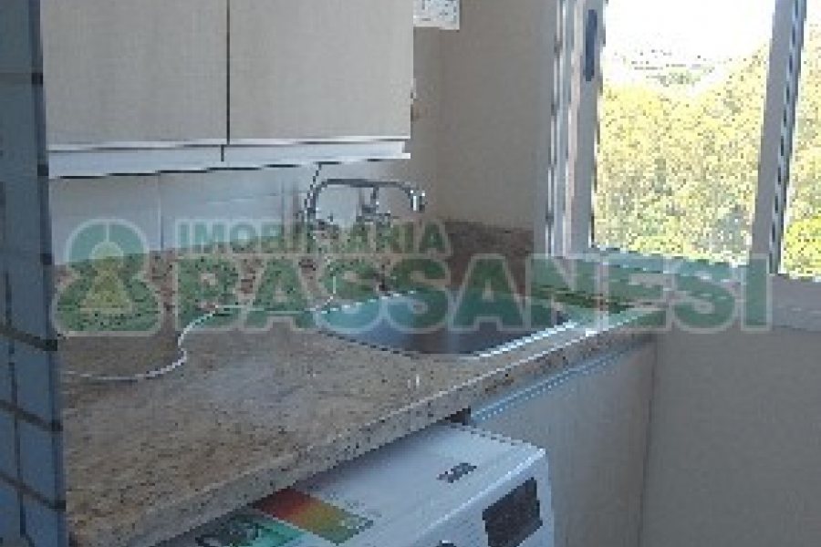 Apto Mobiliado com 55m², 2 dormitórios, 1 vaga, no bairro Sanvitto em Caxias do Sul para Alugar