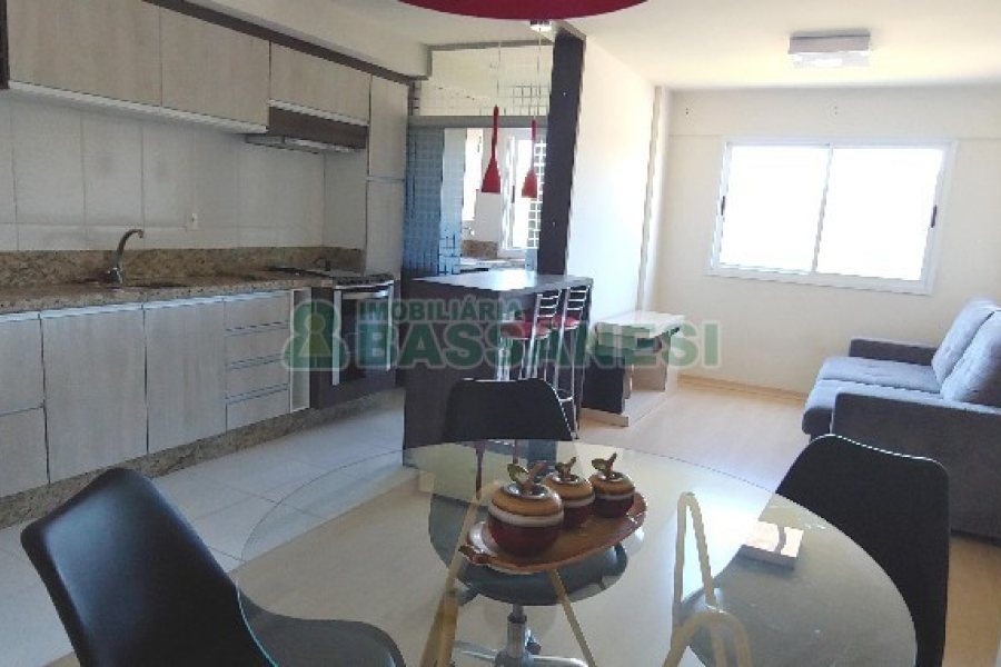 Apto Mobiliado com 55m², 2 dormitórios, 1 vaga, no bairro Sanvitto em Caxias do Sul para Alugar