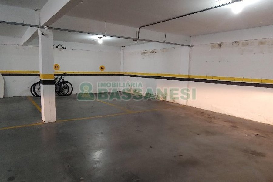 Apto Mobiliado com 55m², 2 dormitórios, 1 vaga, no bairro Sanvitto em Caxias do Sul para Alugar