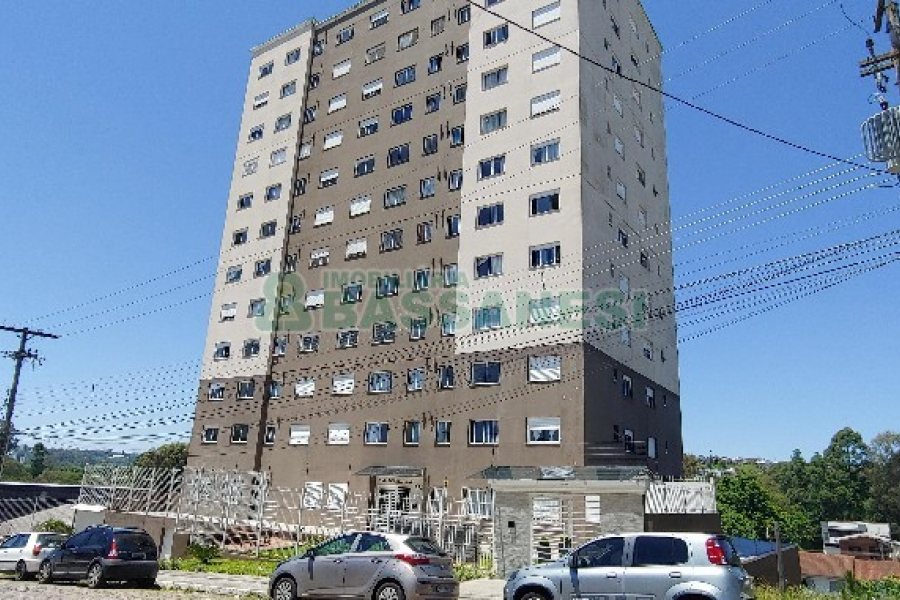 Apto Mobiliado com 55m², 2 dormitórios, 1 vaga, no bairro Sanvitto em Caxias do Sul para Alugar