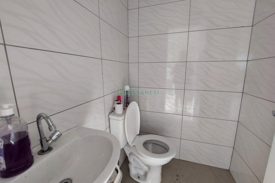 Sala com 500m², 2 vagas, no bairro São Caetano em Caxias do Sul para Alugar
