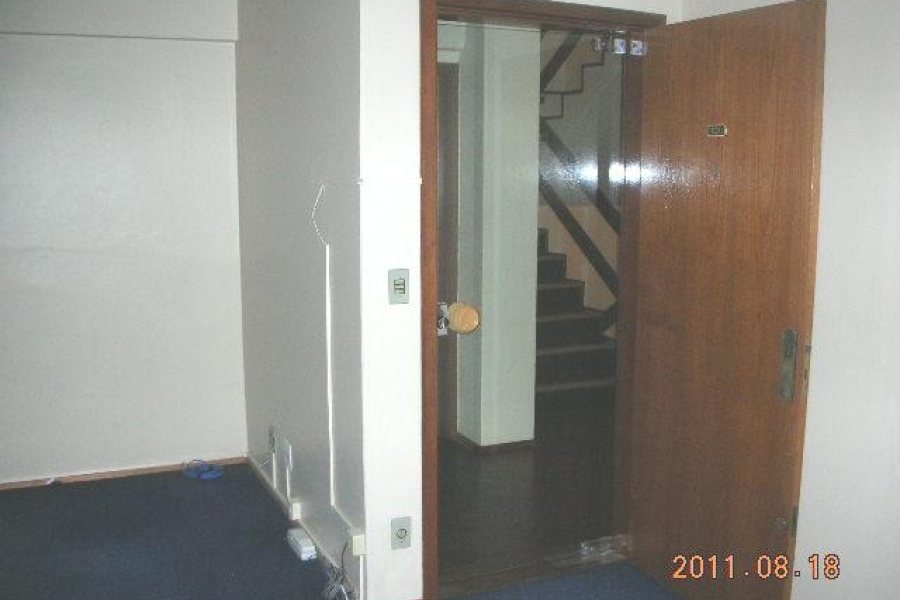 Sala com 60m², no bairro Centro em Caxias do Sul para Comprar