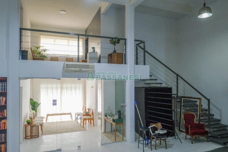 Predio com 370m², no bairro Interlagos em Caxias do Sul para Alugar