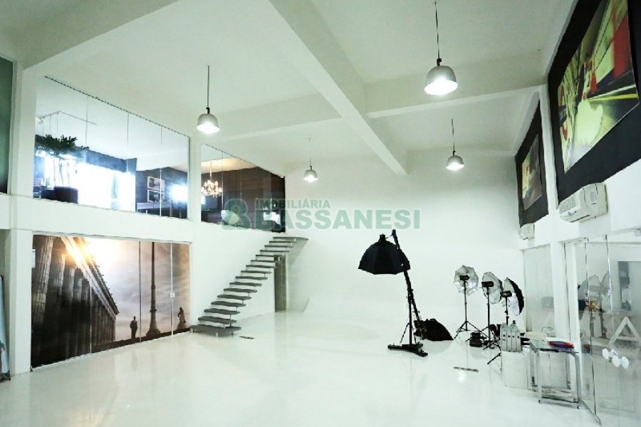 Predio com 370m², no bairro Interlagos em Caxias do Sul para Alugar