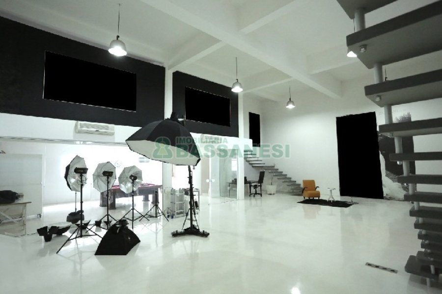 Predio com 370m², no bairro Interlagos em Caxias do Sul para Alugar