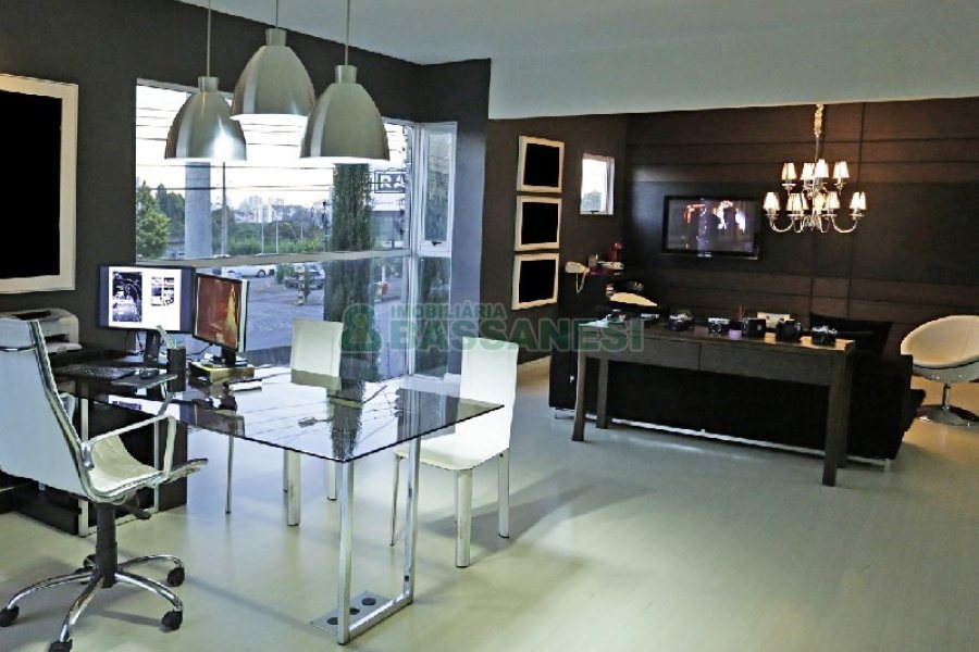 Predio com 370m², no bairro Interlagos em Caxias do Sul para Alugar