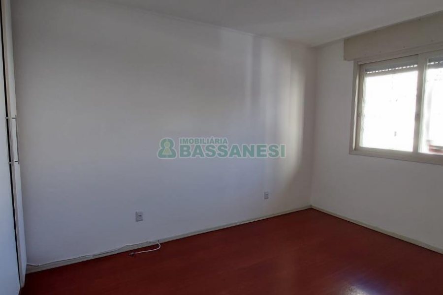 Apto Mobiliado com 72m², 2 dormitórios, no bairro Centro em Caxias do Sul para Alugar