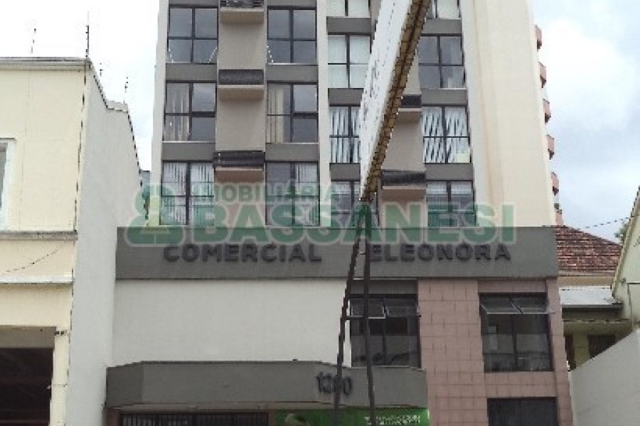 Sala com 55m², no bairro Centro em Caxias do Sul para Comprar