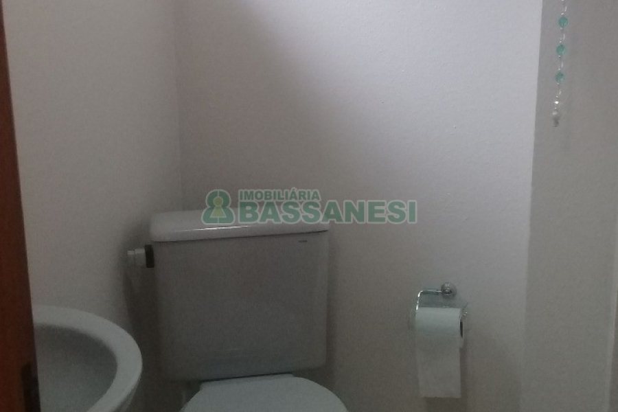 Sala com 55m², no bairro Centro em Caxias do Sul para Comprar