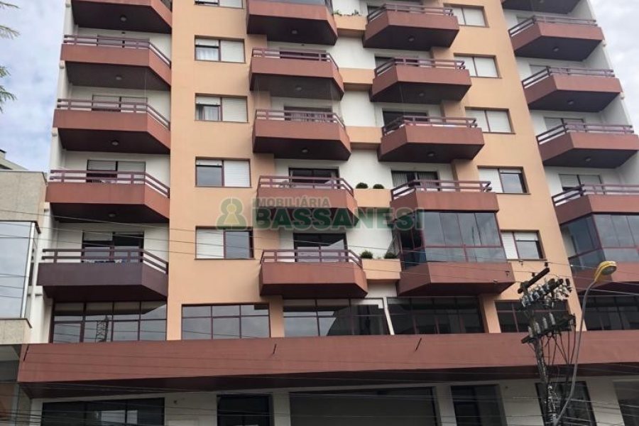 Apto/Cobertura com 189m², 3 dormitórios, 2 vagas, no bairro Centro em Caxias do Sul para Comprar