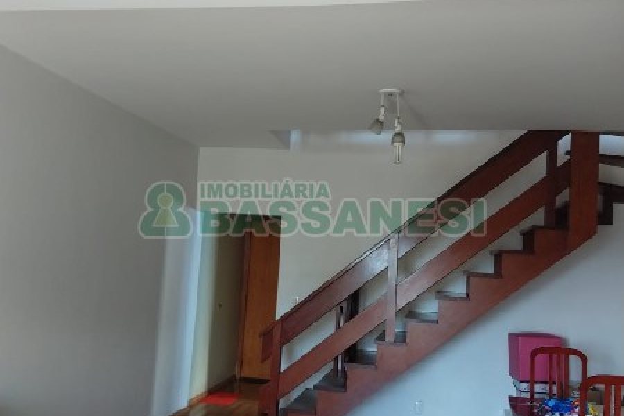 Apto/Cobertura com 189m², 3 dormitórios, 2 vagas, no bairro Centro em Caxias do Sul para Comprar