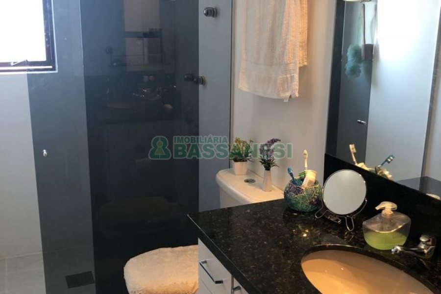 Apto/Cobertura com 189m², 3 dormitórios, 2 vagas, no bairro Centro em Caxias do Sul para Comprar