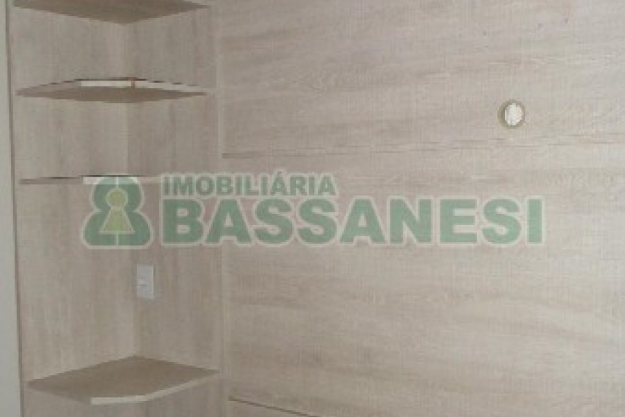 Apartamento com 138m², 2 dormitórios, 2 vagas, no bairro São Pelegrino em Caxias do Sul para Alugar ou Comprar