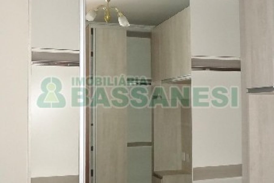 Apartamento com 138m², 2 dormitórios, 2 vagas, no bairro São Pelegrino em Caxias do Sul para Alugar ou Comprar