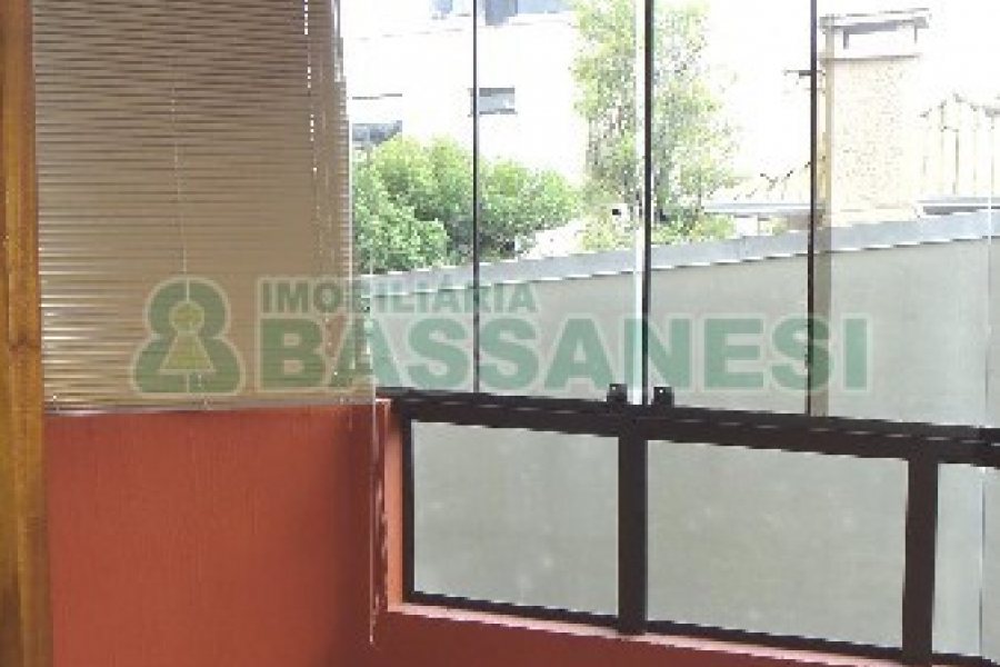 Apartamento com 138m², 2 dormitórios, 2 vagas, no bairro São Pelegrino em Caxias do Sul para Alugar ou Comprar