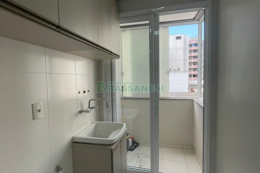 Apartamento com 55m², 1 dormitório, 1 vaga, no bairro Centro em Caxias do Sul para Comprar