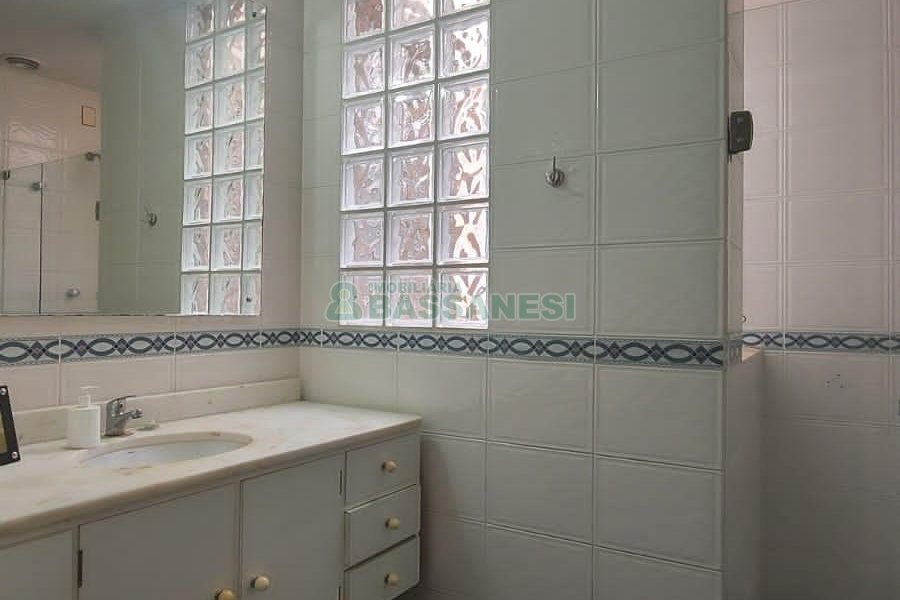 Casa Comercial com 190m², no bairro Centro em Caxias do Sul para Alugar