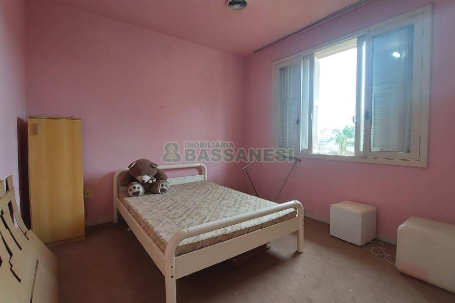 Casa Comercial com 190m², no bairro Centro em Caxias do Sul para Alugar