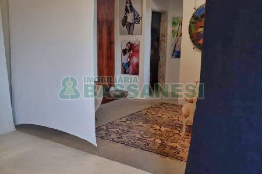 Casa Comercial com 190m², no bairro Centro em Caxias do Sul para Alugar