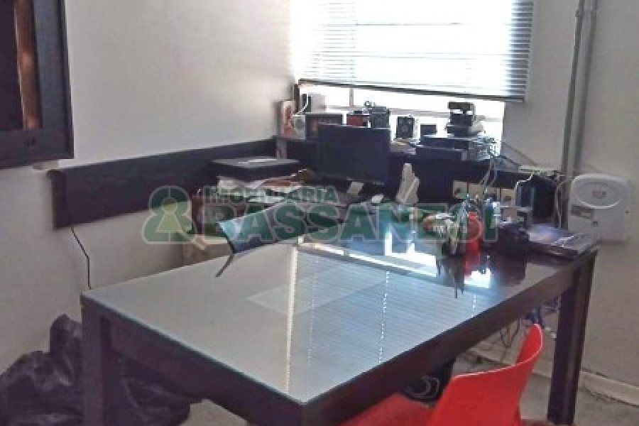 Casa Comercial com 190m², no bairro Centro em Caxias do Sul para Alugar