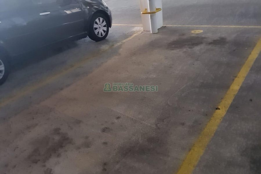 Apartamento com 72m², 2 dormitórios, 1 vaga, no bairro Sagrada Família em Caxias do Sul para Alugar