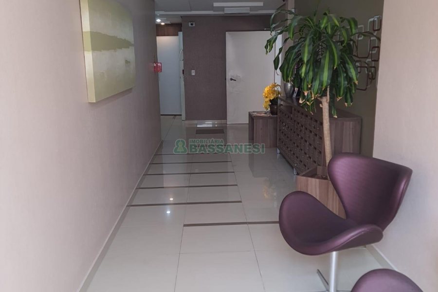 Apartamento com 72m², 2 dormitórios, 1 vaga, no bairro Sagrada Família em Caxias do Sul para Alugar