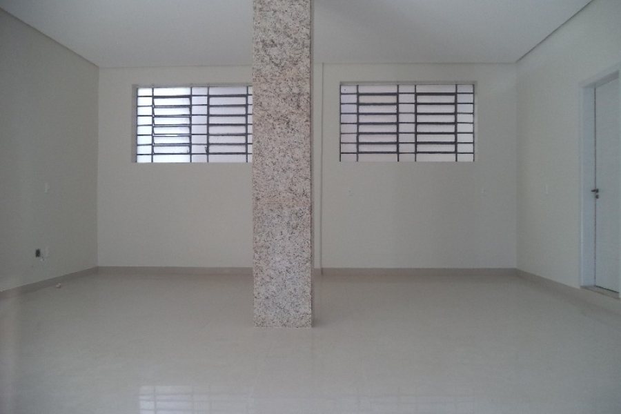 Loja com 48m², no bairro Centro em Caxias do Sul para Alugar