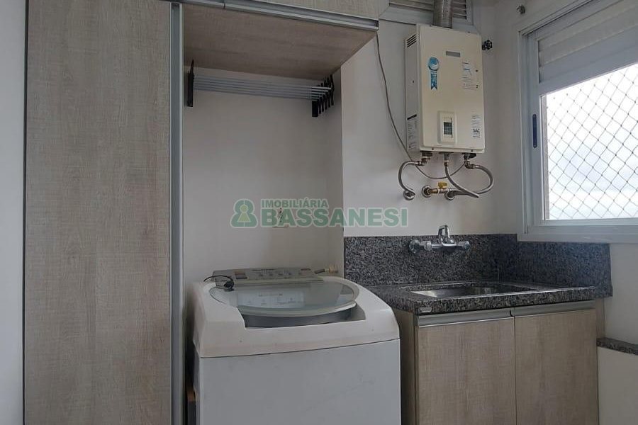 Apto Mobiliado com 101m², 3 dormitórios, 2 vagas, no bairro Universitário em Caxias do Sul para Alugar