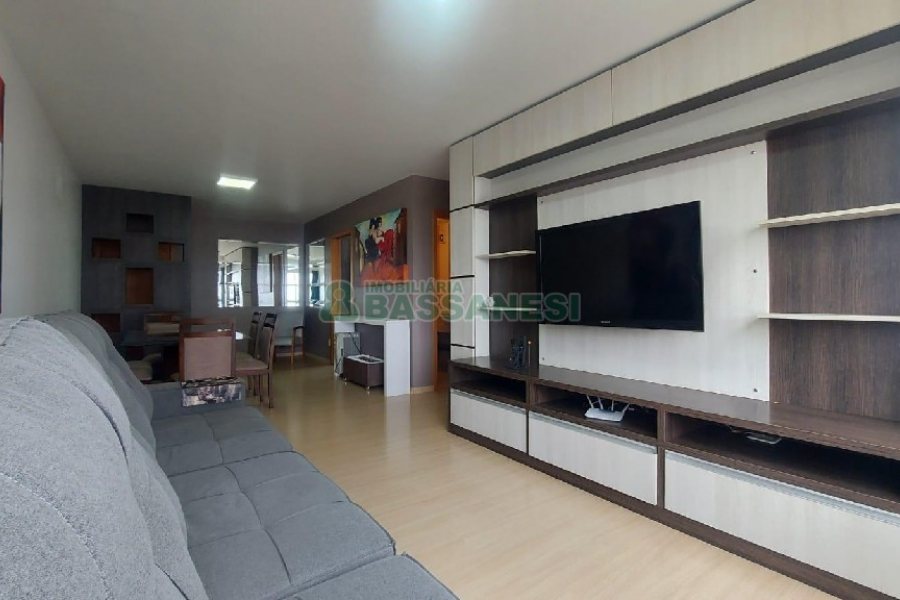 Apto Mobiliado com 101m², 3 dormitórios, 2 vagas, no bairro Universitário em Caxias do Sul para Alugar