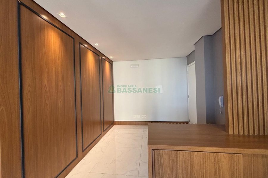 Sala Mobiliada com 53m², 1 vaga, no bairro Centro em Caxias do Sul para Alugar