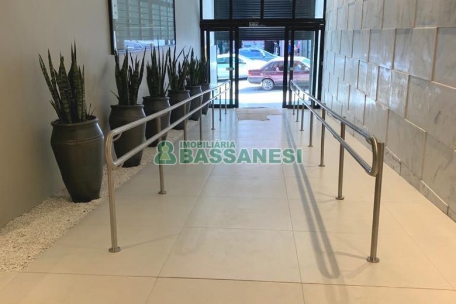Sala Mobiliada com 53m², 1 vaga, no bairro Centro em Caxias do Sul para Alugar