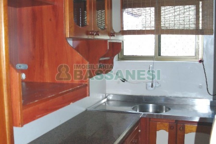 Apartamento com 75m², 1 dormitório, no bairro Centro em Caxias do Sul para Comprar