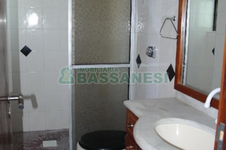 Apartamento com 75m², 1 dormitório, no bairro Centro em Caxias do Sul para Comprar