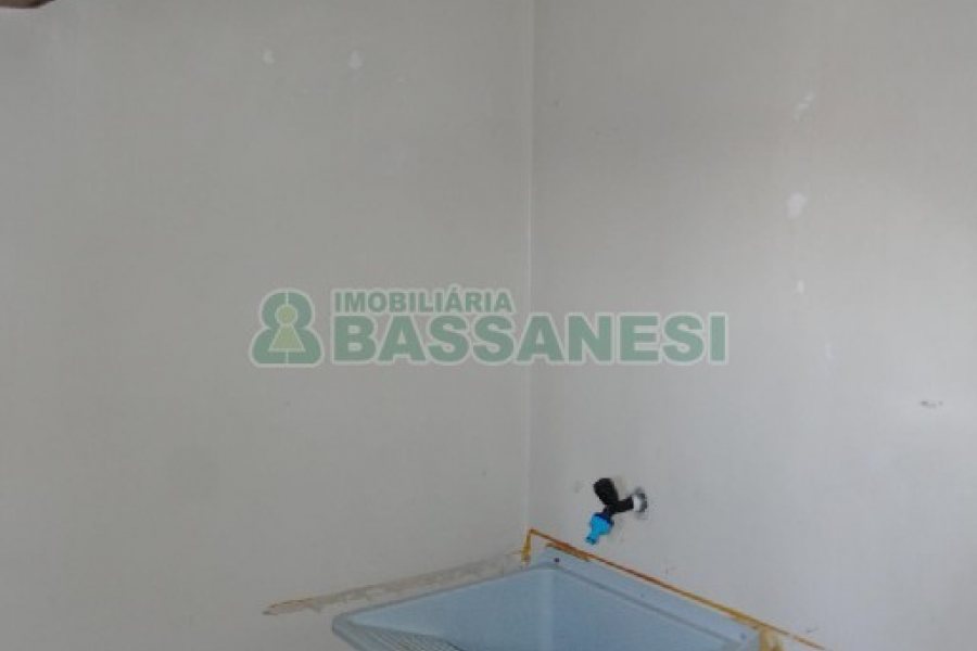 Apartamento com 75m², 1 dormitório, no bairro Centro em Caxias do Sul para Comprar