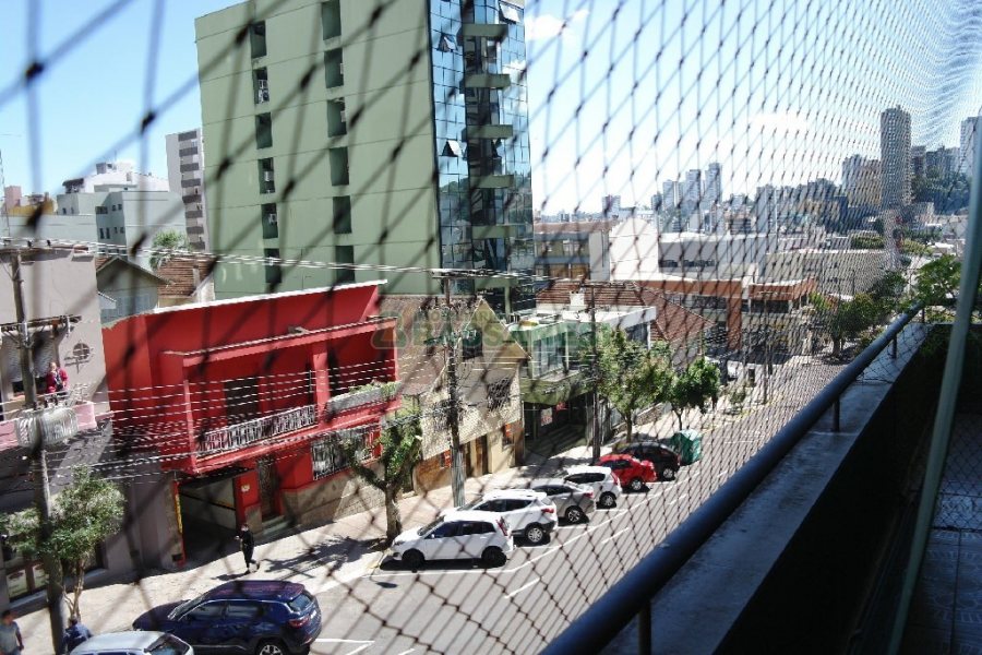 Apartamento com 75m², 1 dormitório, no bairro Centro em Caxias do Sul para Comprar