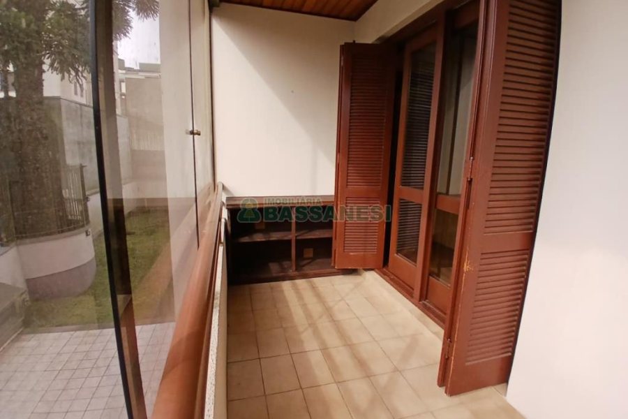 Apartamento com 210m², 3 dormitórios, 2 vagas, no bairro Saint Etienne em Caxias do Sul para Alugar ou Comprar