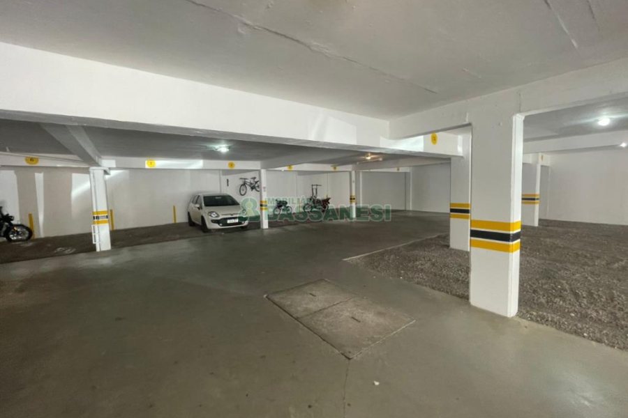 Apartamento com 47m², 2 dormitórios, 1 vaga, no bairro Marechal Floriano em Caxias do Sul para Comprar