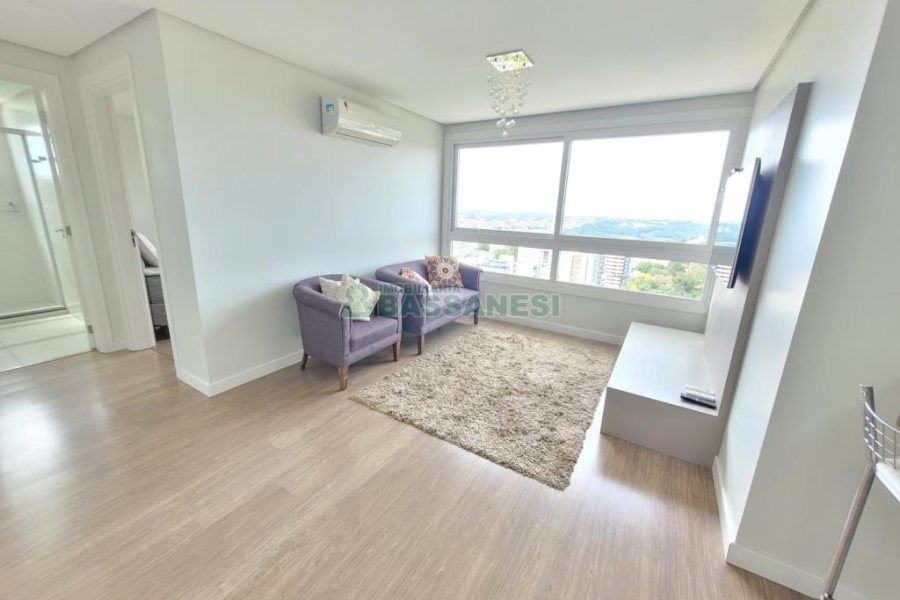 Apto Mobiliado com 38m², 1 dormitório, 1 vaga, no bairro Villagio Iguatemi em Caxias do Sul para Alugar