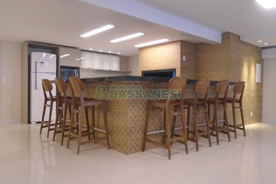 Apto Mobiliado com 38m², 1 dormitório, 1 vaga, no bairro Villagio Iguatemi em Caxias do Sul para Alugar