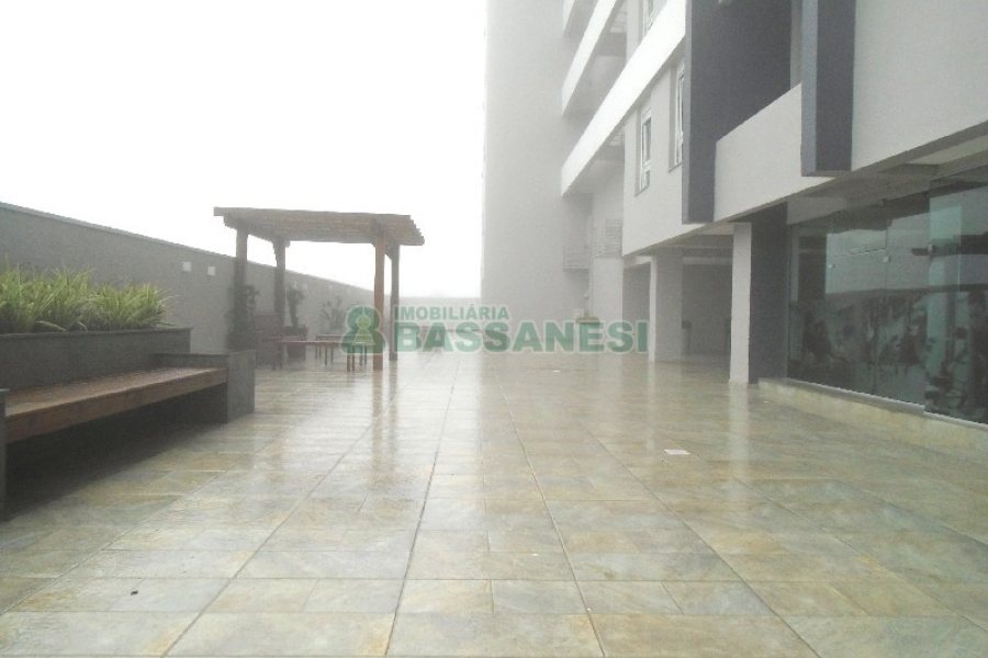 Apto Mobiliado com 38m², 1 dormitório, 1 vaga, no bairro Villagio Iguatemi em Caxias do Sul para Alugar