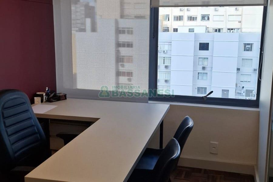 Sala com 50m², no bairro Centro em Caxias do Sul para Alugar