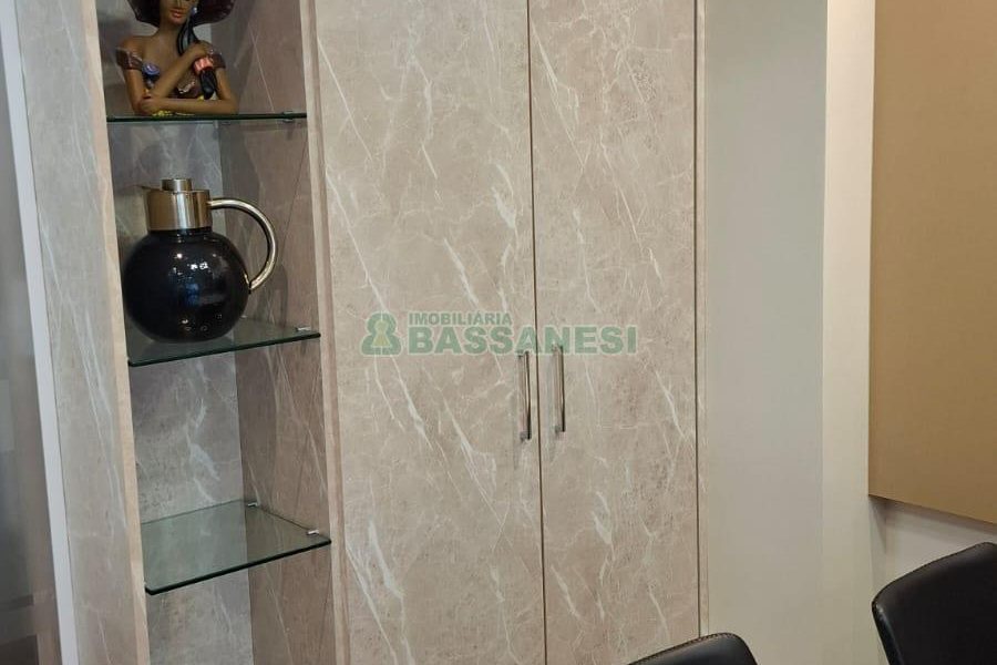 Sala com 50m², no bairro Centro em Caxias do Sul para Alugar