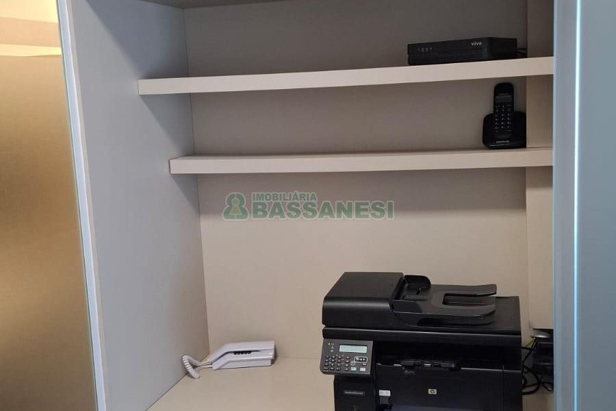 Sala com 50m², no bairro Centro em Caxias do Sul para Alugar